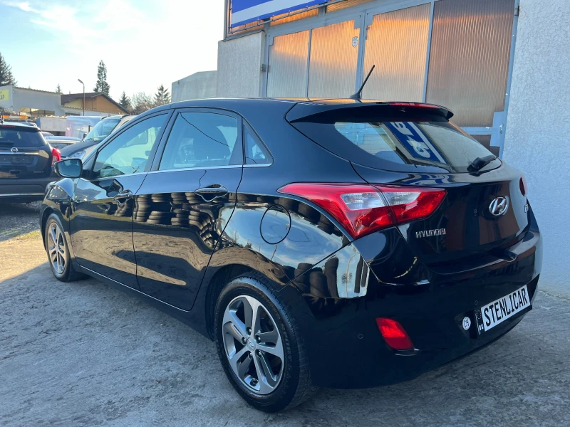 Hyundai I30 1.6CRDI AВТОМАТИК, снимка 8 - Автомобили и джипове - 48438407