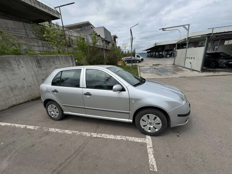 Skoda Fabia 1.4, снимка 3 - Автомобили и джипове - 52351722