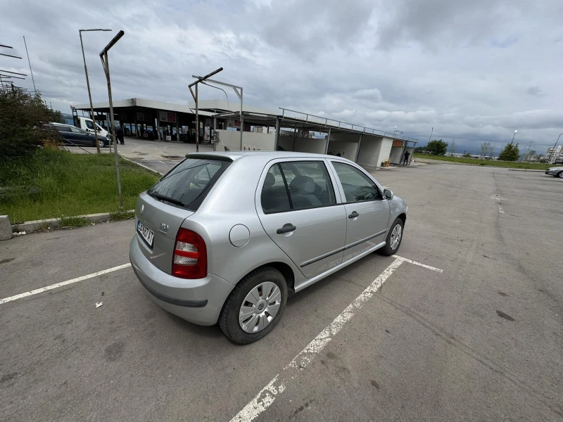 Skoda Fabia 1.4, снимка 5 - Автомобили и джипове - 52351722