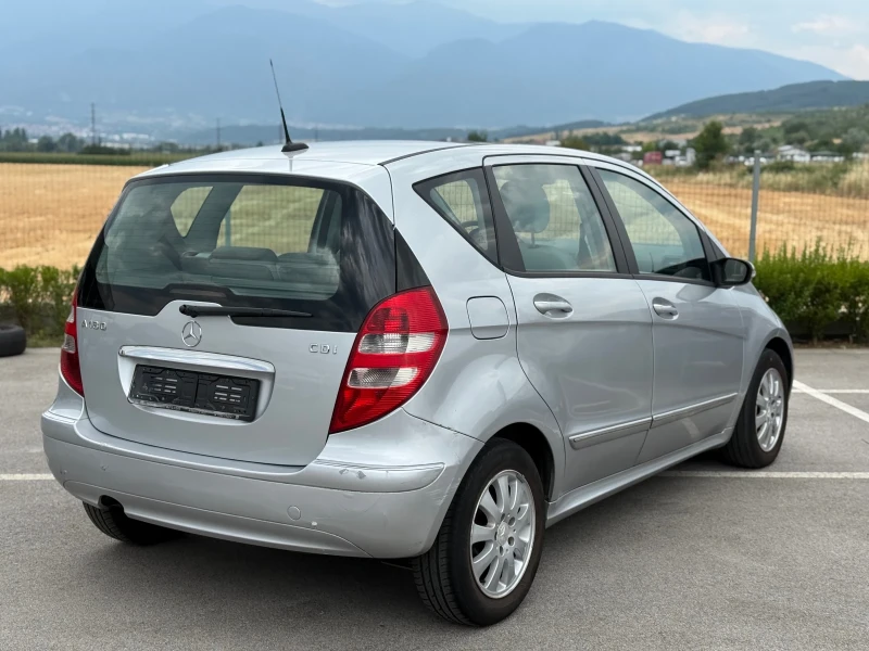 Mercedes-Benz A 180 2.0CDI 109кс* Панорама* НОВ ВНОС * , снимка 6 - Автомобили и джипове - 51053303