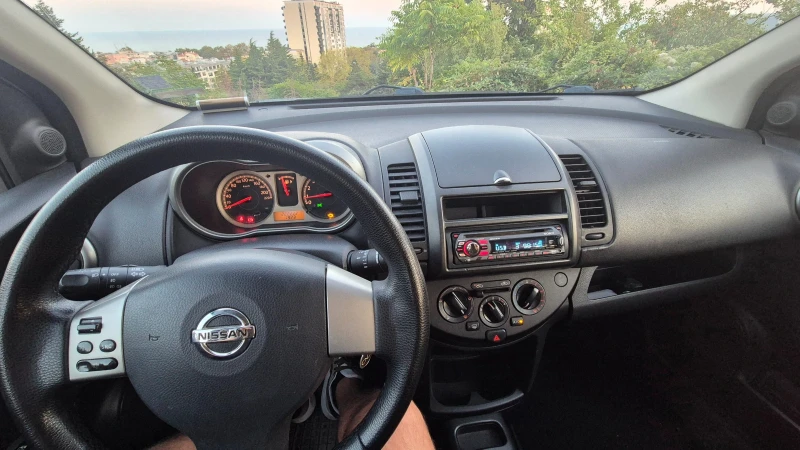 Nissan Note 1.6, снимка 10 - Автомобили и джипове - 52228884