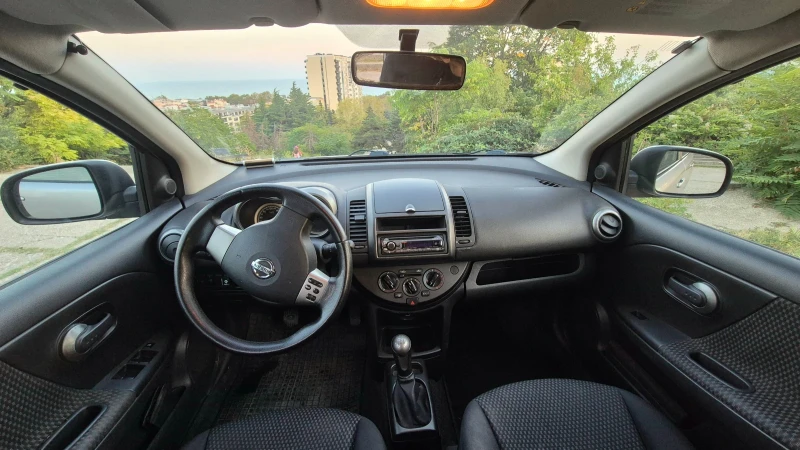 Nissan Note 1.6, снимка 8 - Автомобили и джипове - 52228884