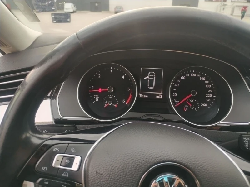 VW Passat 2.0 TDI, 150к.с DSG, снимка 14 - Автомобили и джипове - 52542755