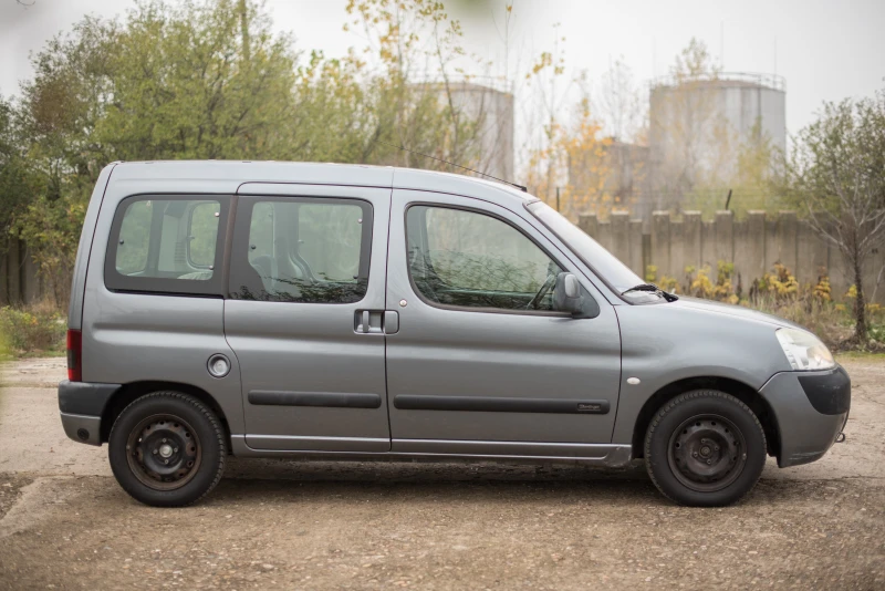 Citroen Berlingo, снимка 6 - Автомобили и джипове - 52408974