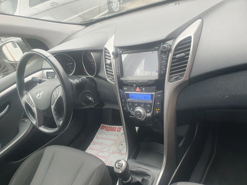 Hyundai I30 1.6 NAVI  6 skr. 120ks.POGREV EURO 5 NOVA NOVA , снимка 10 - Автомобили и джипове - 52841585