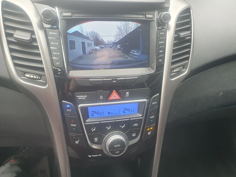 Hyundai I30 1.6 NAVI  6 skr. 120ks.POGREV EURO 5 NOVA NOVA , снимка 11 - Автомобили и джипове - 52841585