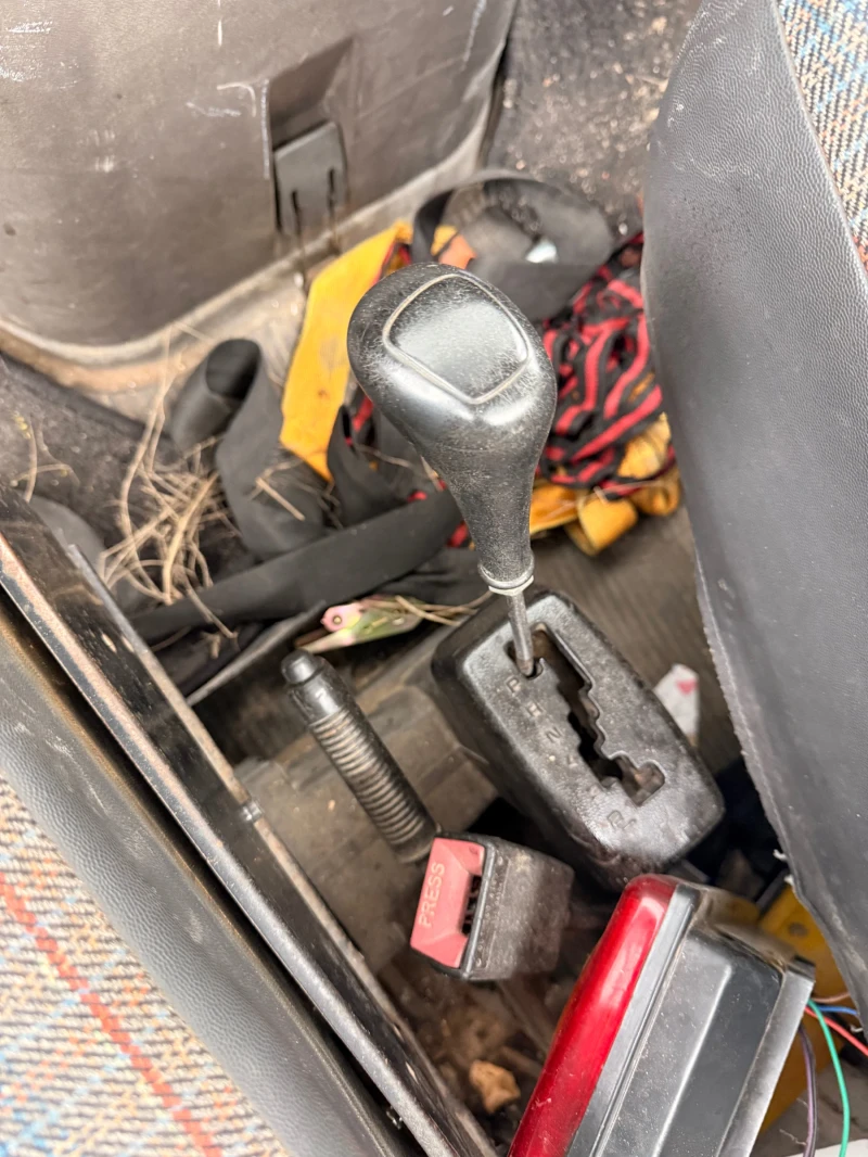 Mercedes-Benz 320 Продавам моя камион готов за работа.Всичко платено, снимка 6 - Автомобили и джипове - 53034967