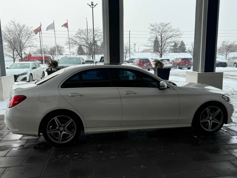 Mercedes-Benz C 300 * CARFAX * ЦЕНА ДО БГ, снимка 3 - Автомобили и джипове - 53388440