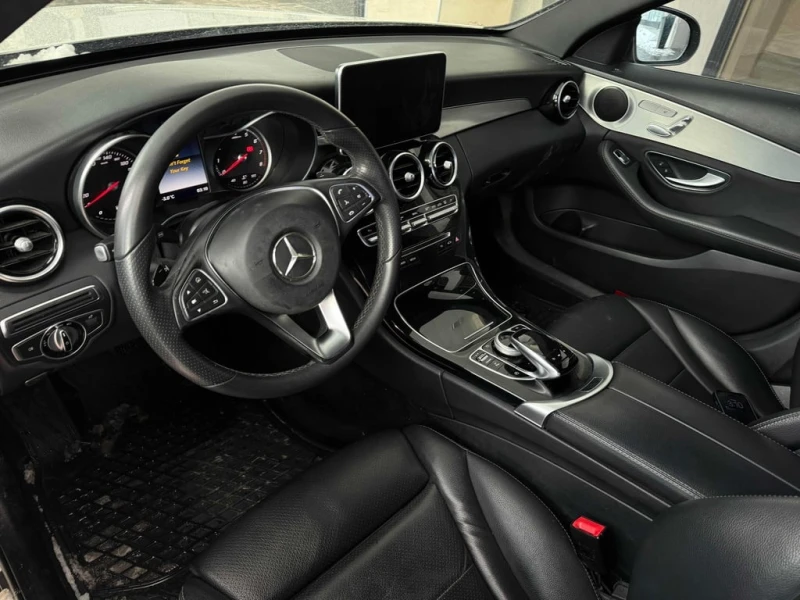 Mercedes-Benz C 300 * CARFAX * ЦЕНА ДО БГ, снимка 5 - Автомобили и джипове - 53388440