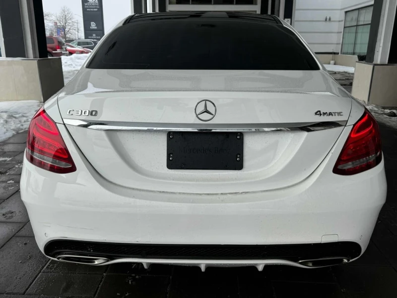 Mercedes-Benz C 300 * CARFAX * ЦЕНА ДО БГ, снимка 4 - Автомобили и джипове - 53388440