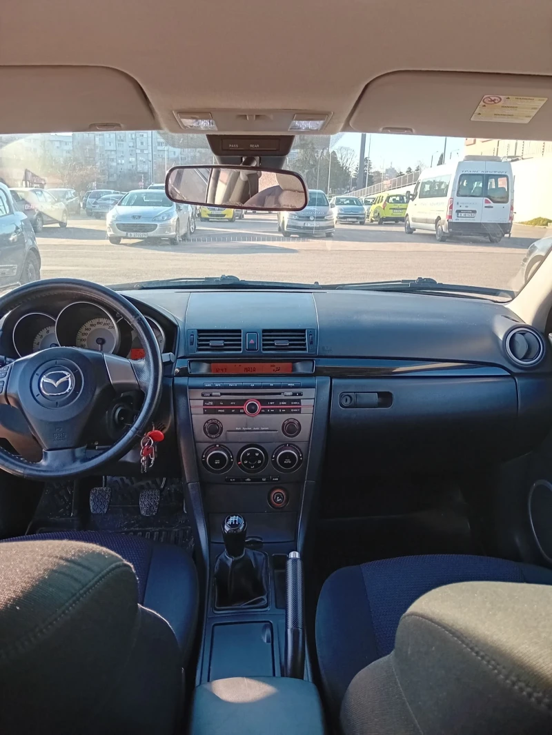Mazda 3 1.6i Газ.Инж Климатроник, снимка 4 - Автомобили и джипове - 53569858