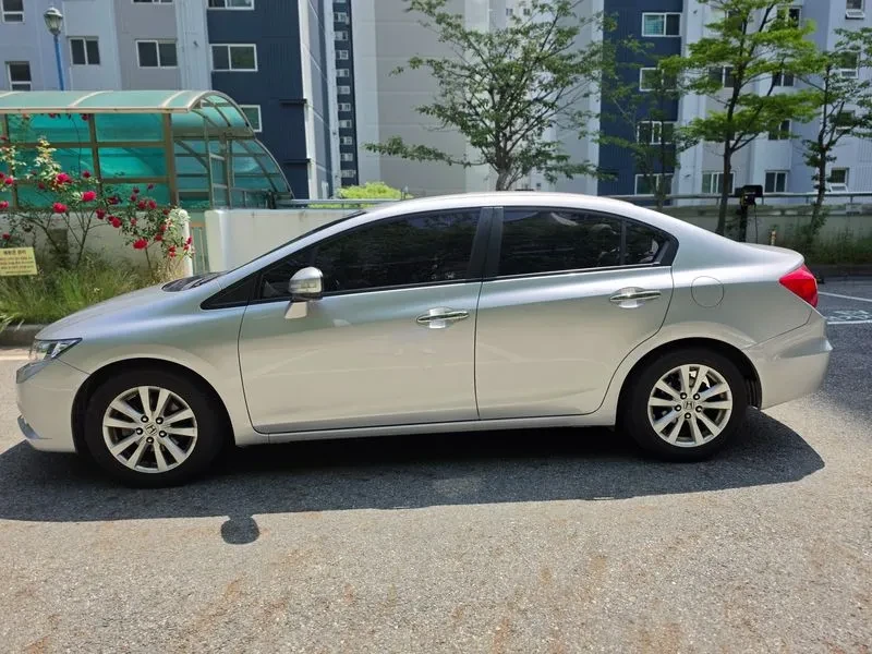 Honda Civic 1.8 Ex 9Th Generation, снимка 9 - Автомобили и джипове - 55044690