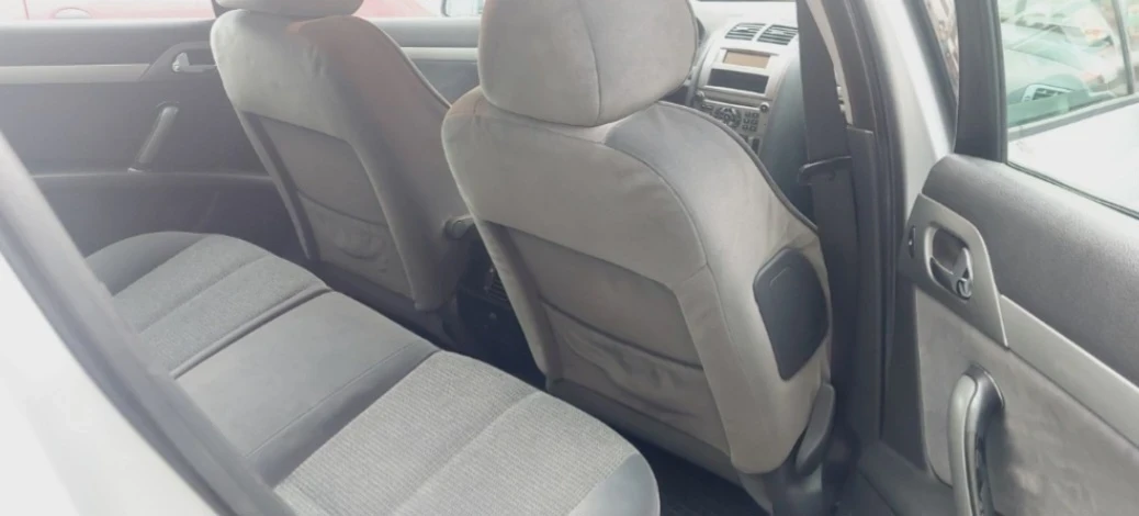 Peugeot 407 2hdi - изображение 6