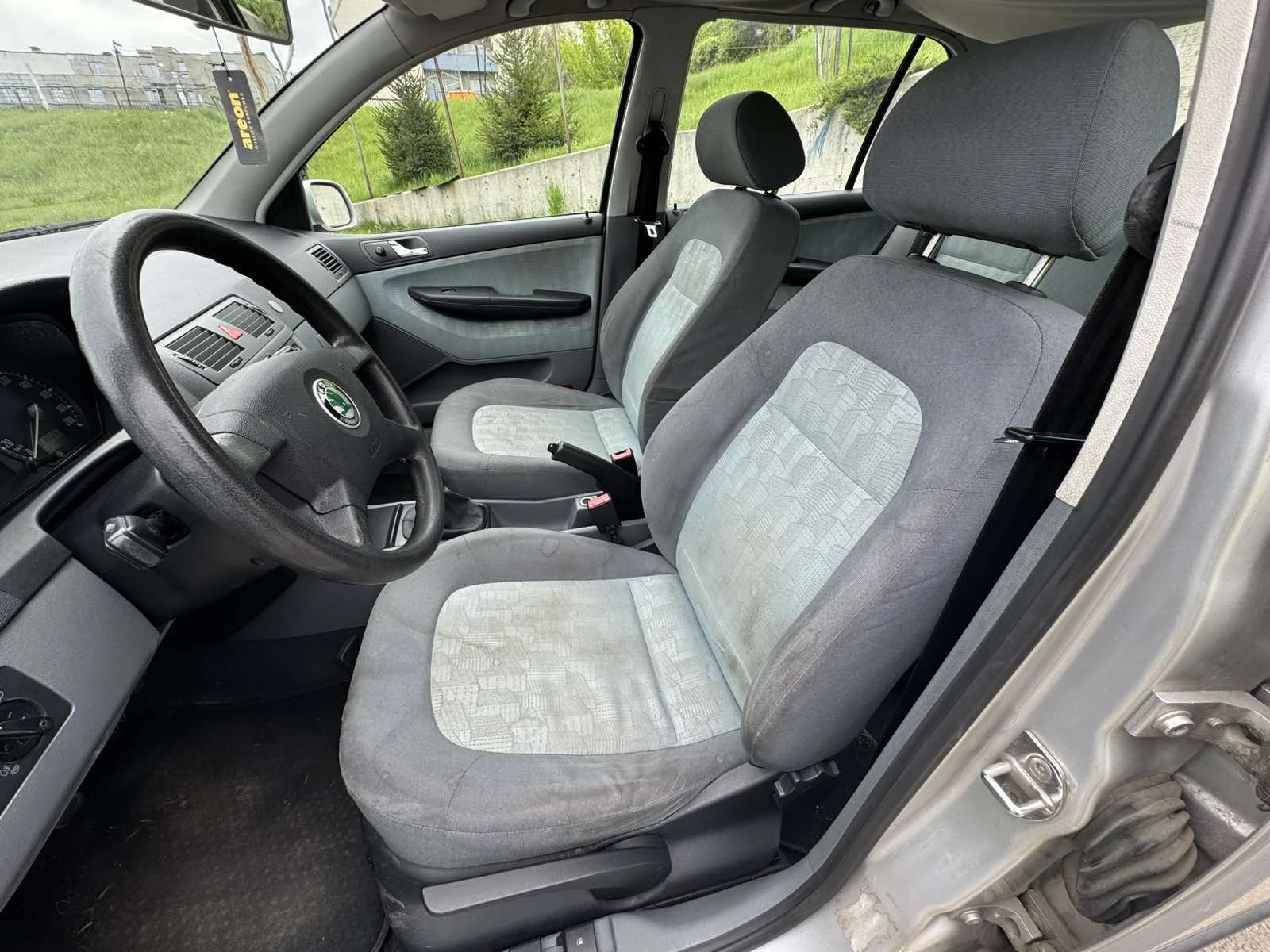 Skoda Fabia 1.4 - изображение 9