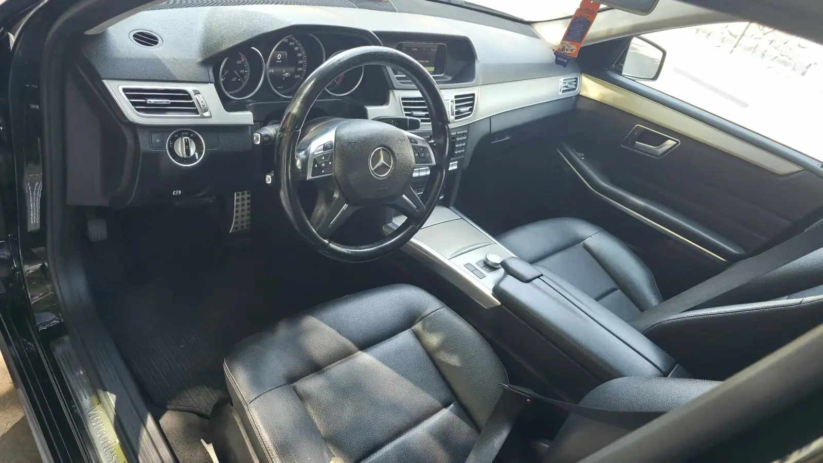 Mercedes-Benz E 220  - изображение 9