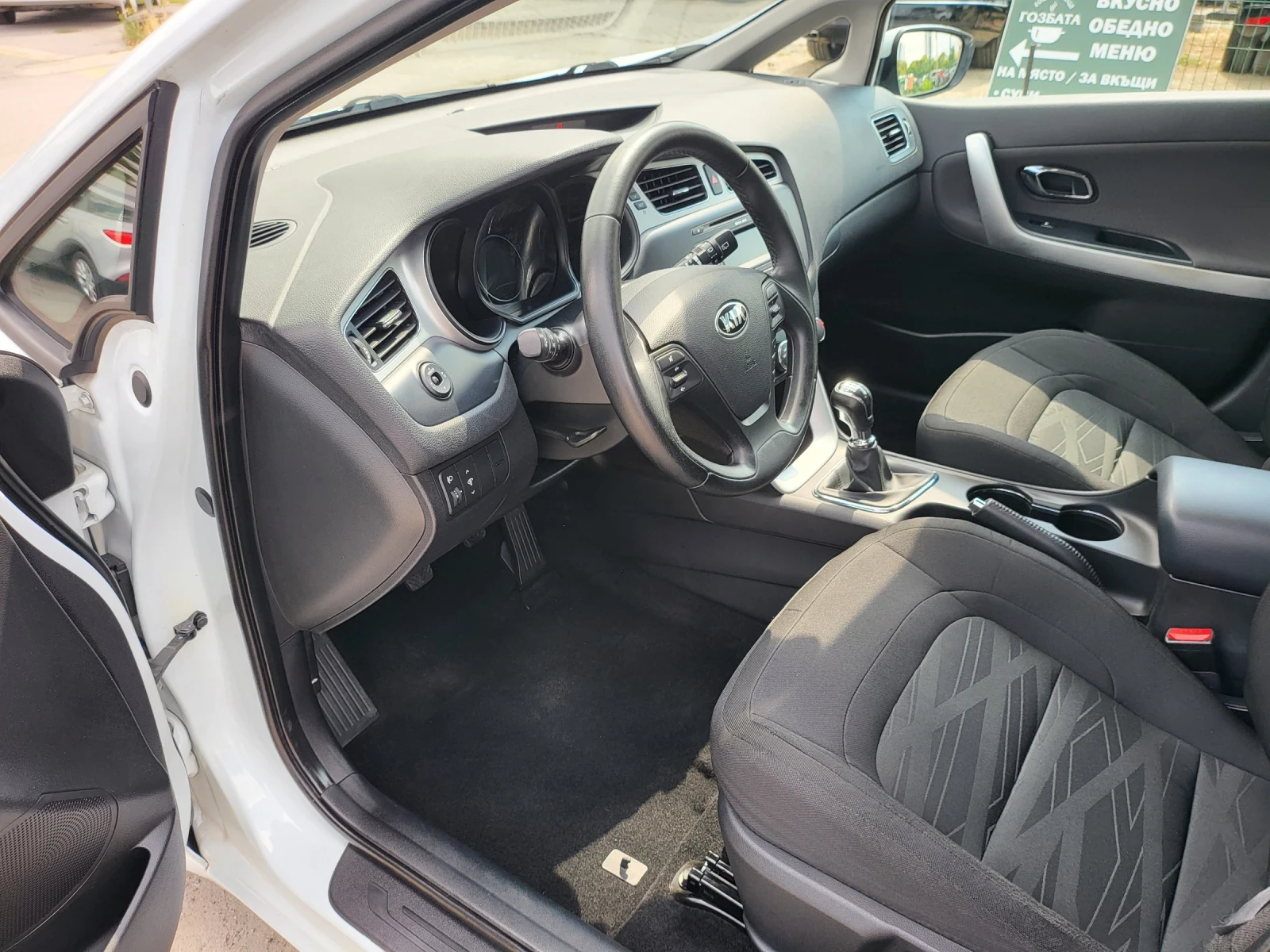 Kia Ceed 1.4 cvvt 128х.км Active - КАТО НОВА! - изображение 9