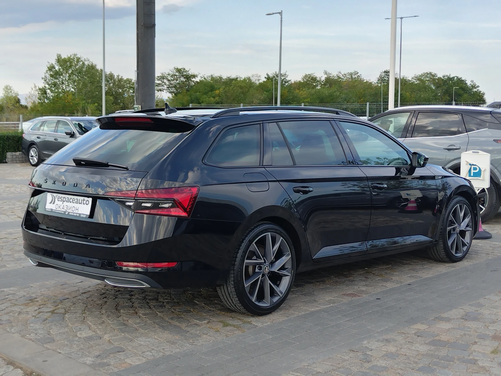 Skoda Superb 2.0TDI/200к.с/Sportline - изображение 6