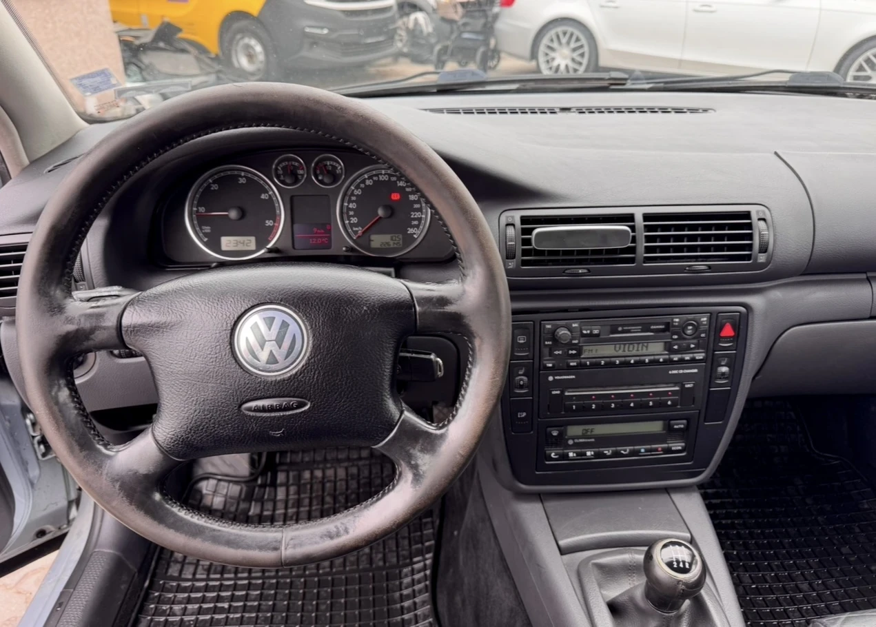 VW Passat 1.9 TDI / highline - изображение 9