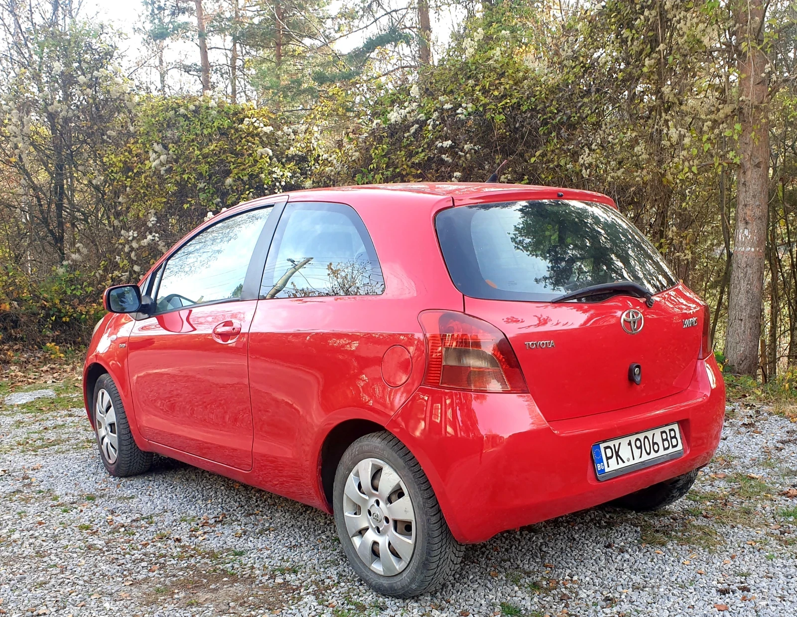 Toyota Yaris  - изображение 4