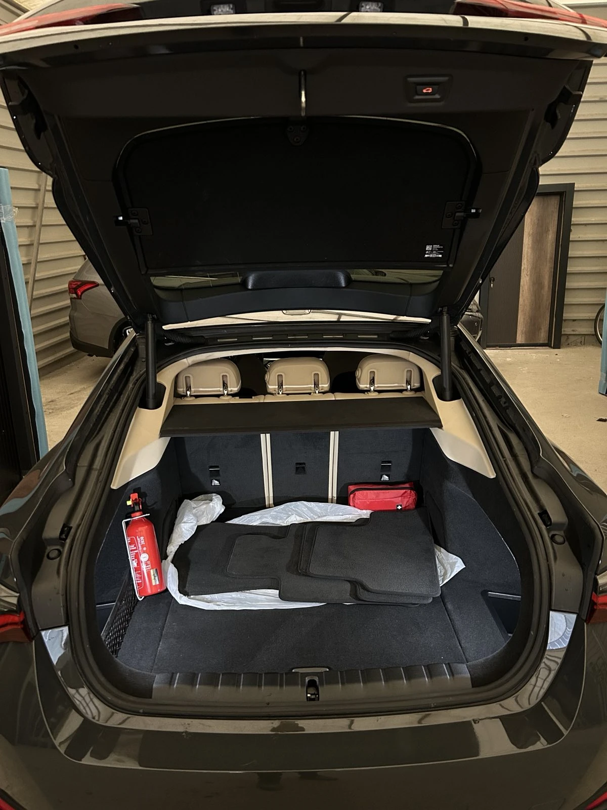 BMW i4 eDrive40 Gran Coupe   | Mobile.bg   15