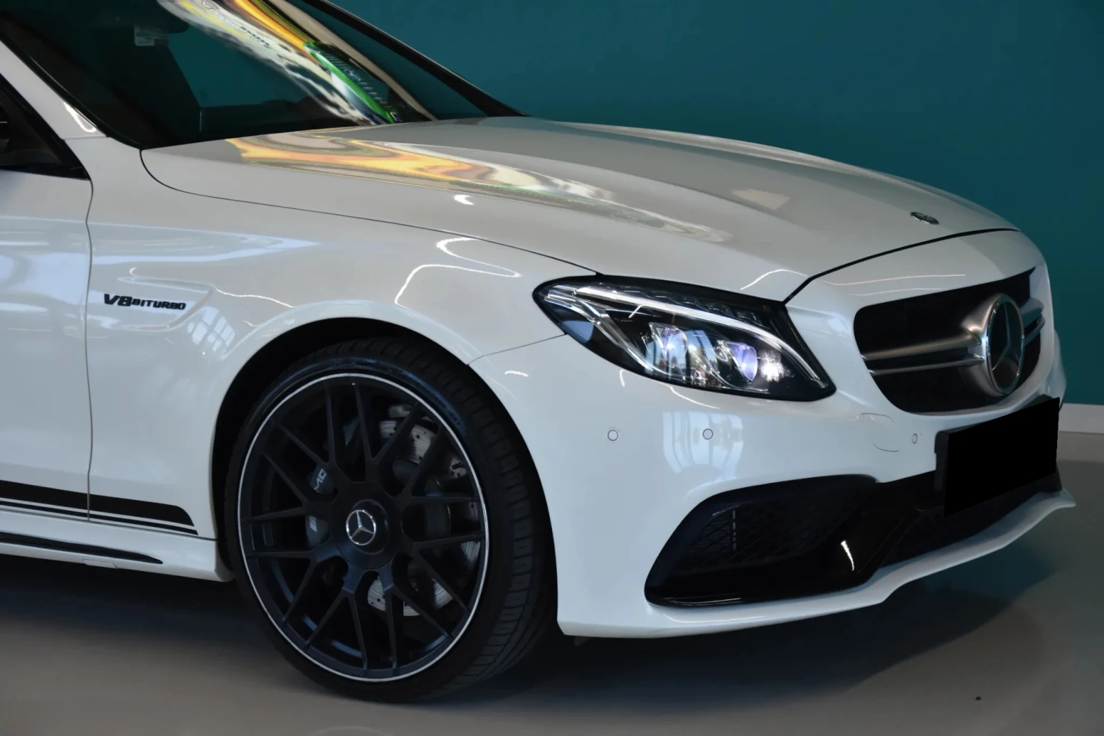 Mercedes-Benz C 63 AMG  - изображение 4