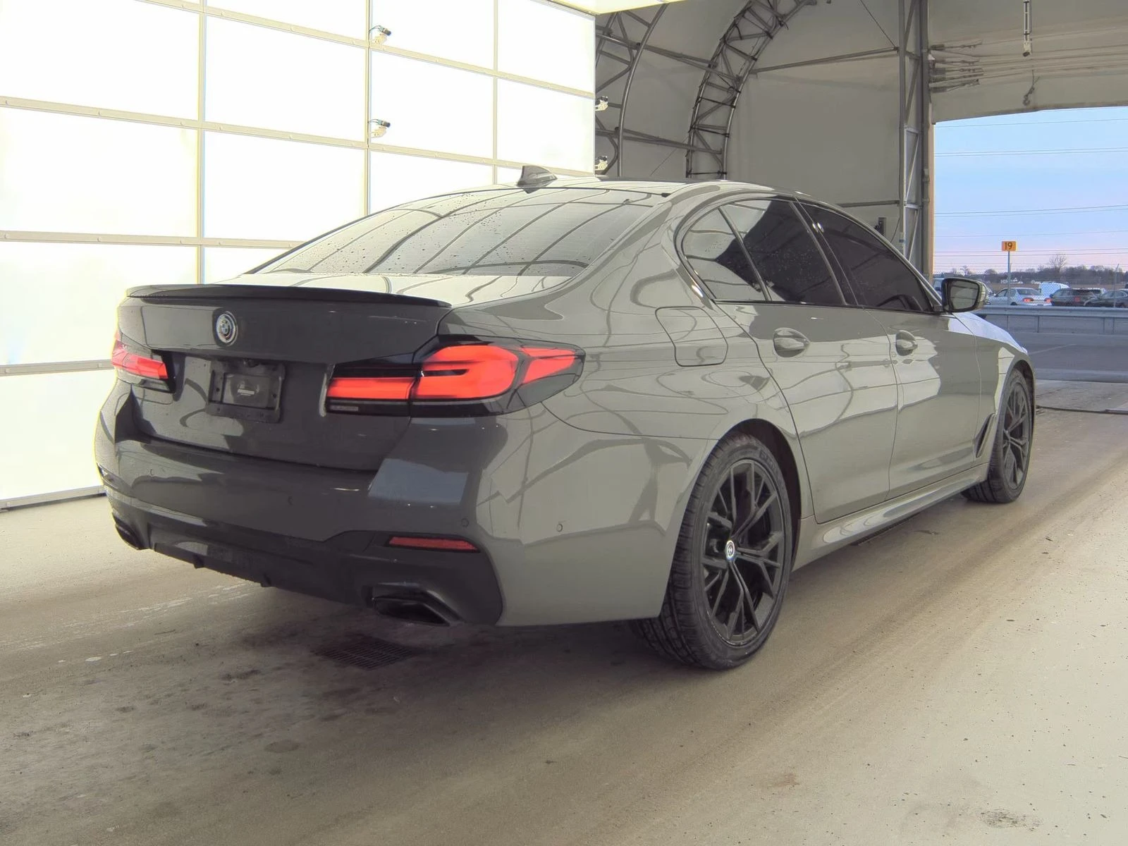 BMW 540 I xDrive (CARFAX) - изображение 4