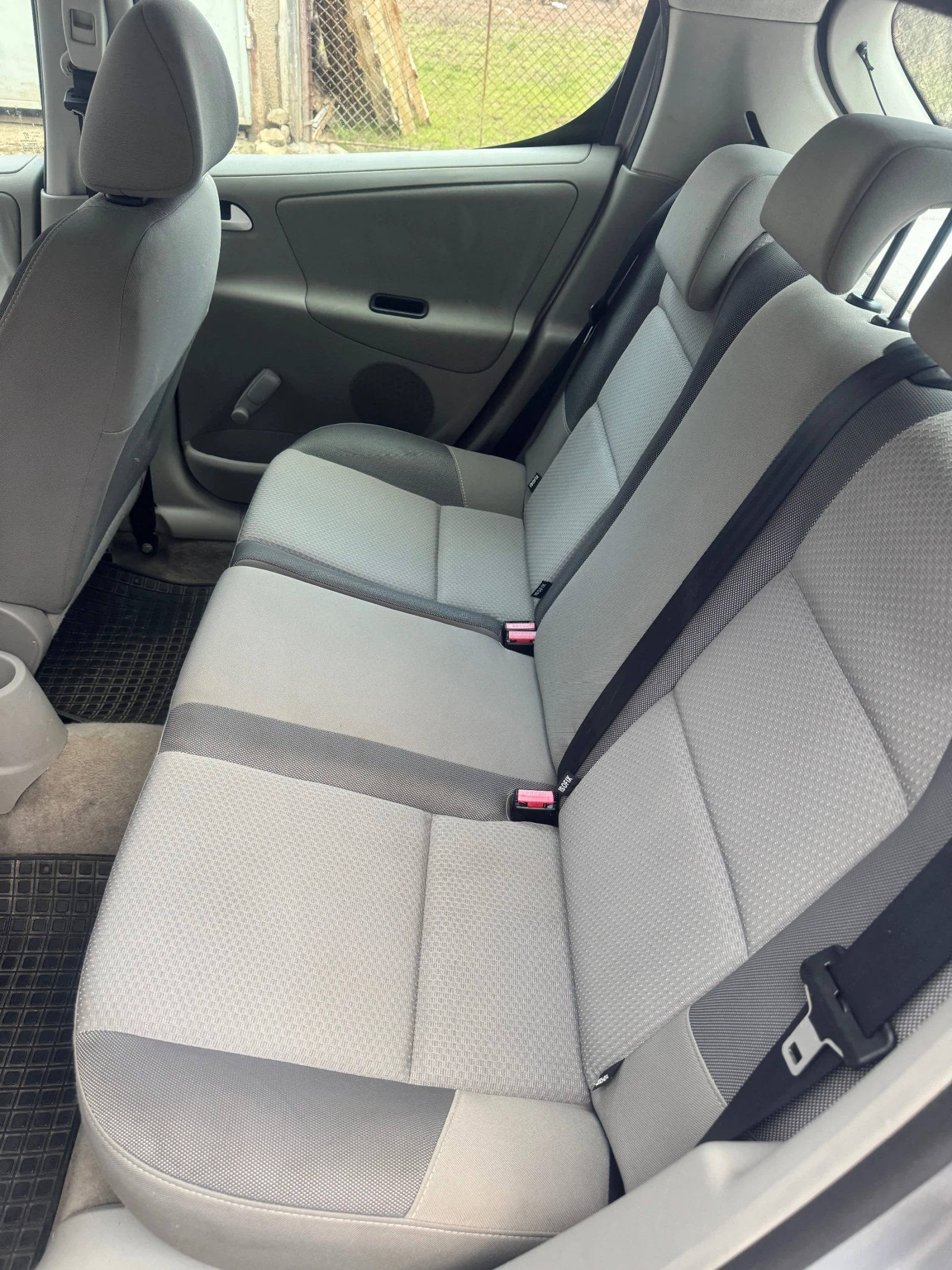 Peugeot 207 1.4 GPL, снимка 5 - Автомобили и джипове - 53768933