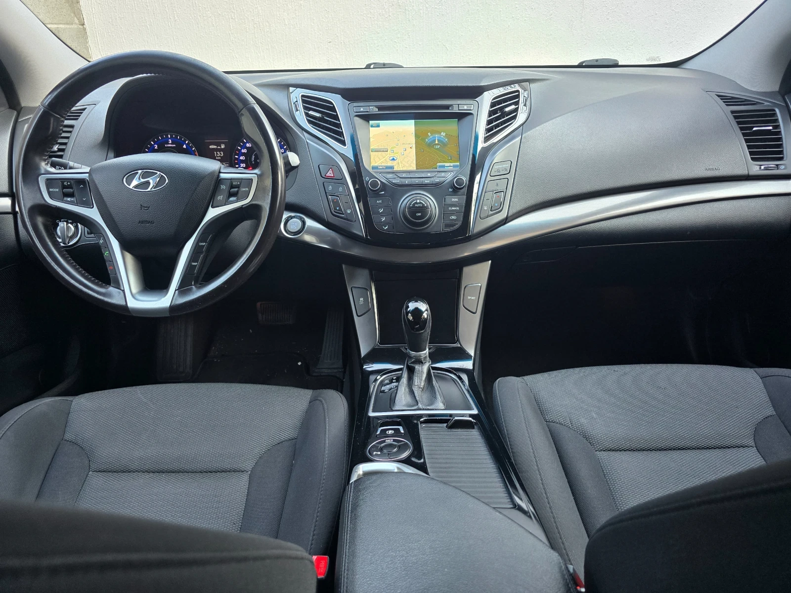 Hyundai I40 1.7 CRDI /136 к.с., снимка 14 - Автомобили и джипове - 53821632