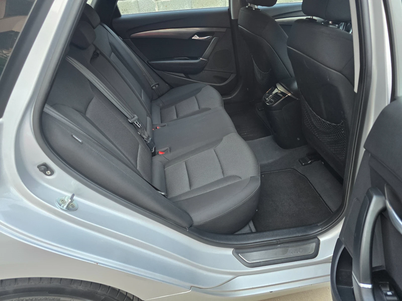 Hyundai I40 1.7 CRDI /136 к.с., снимка 11 - Автомобили и джипове - 53821632