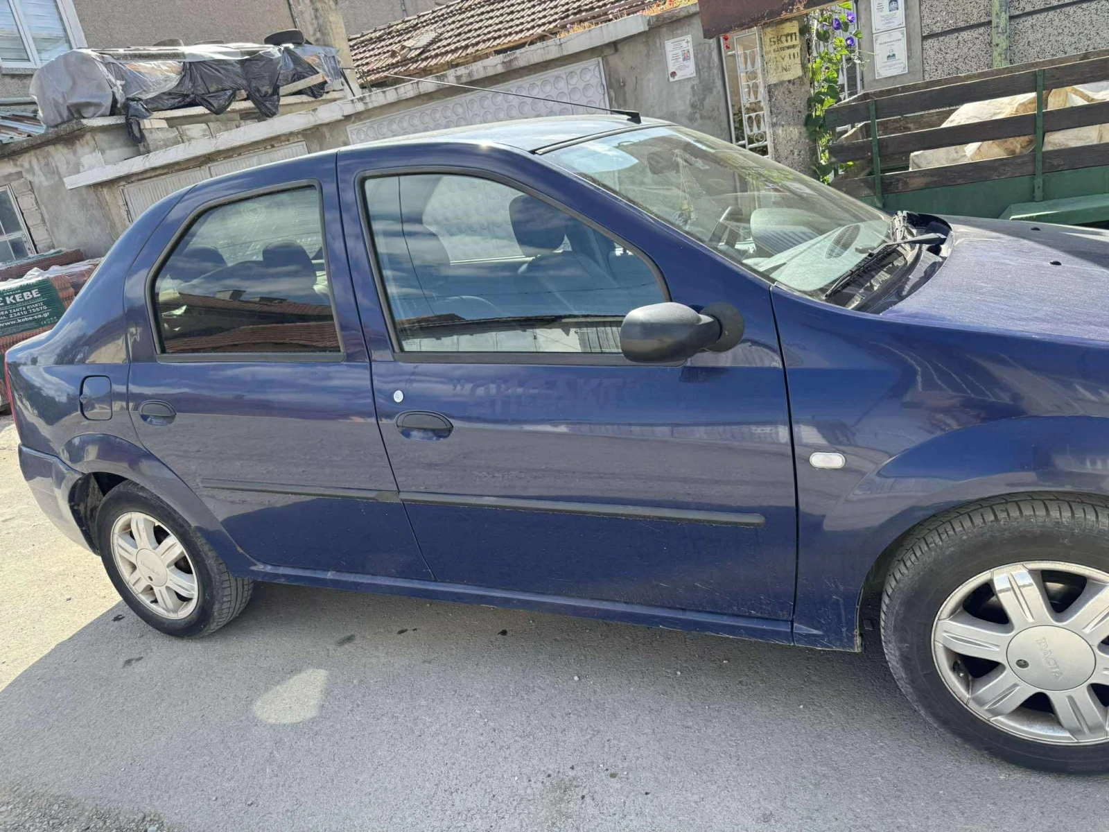 Dacia Logan, снимка 3 - Автомобили и джипове - 54019740