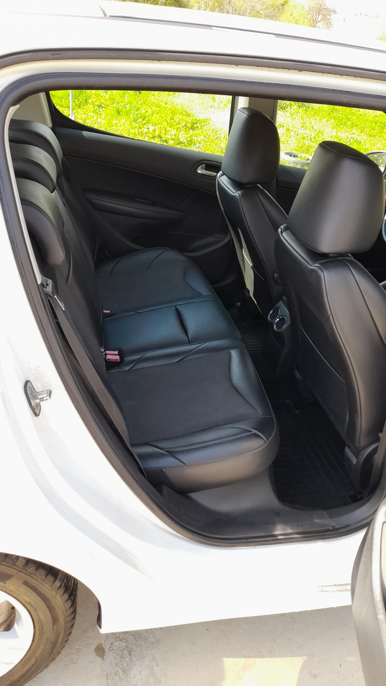 Peugeot 308 1.6HDI.evro5 , снимка 10 - Автомобили и джипове - 54158935