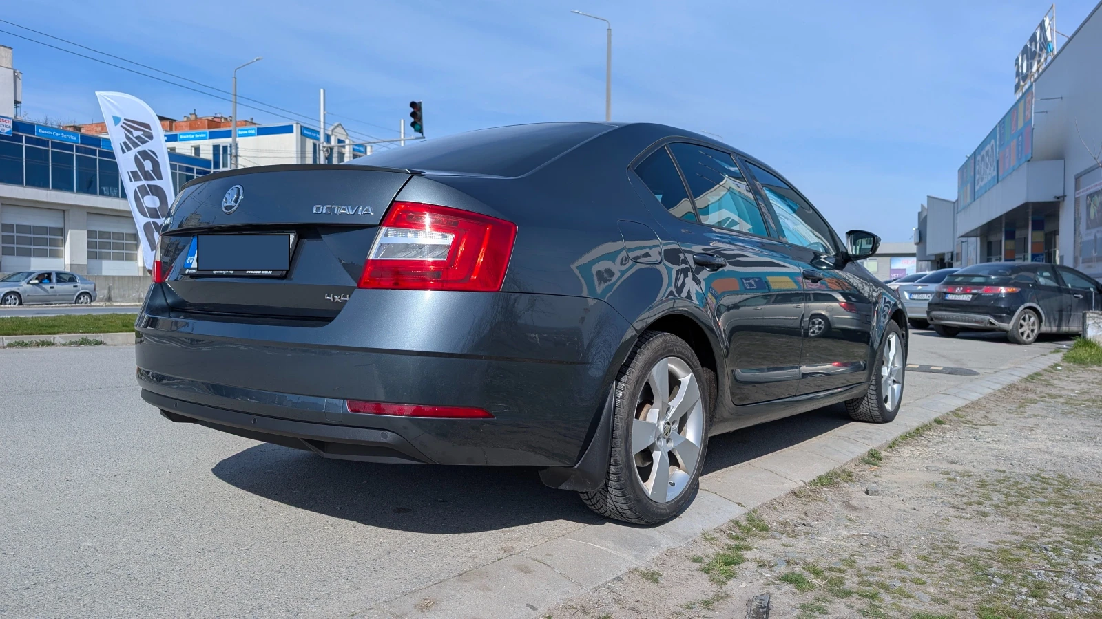Skoda Octavia 2.0TDI DSG 4x4 Facelift, снимка 5 - Автомобили и джипове - 54584156