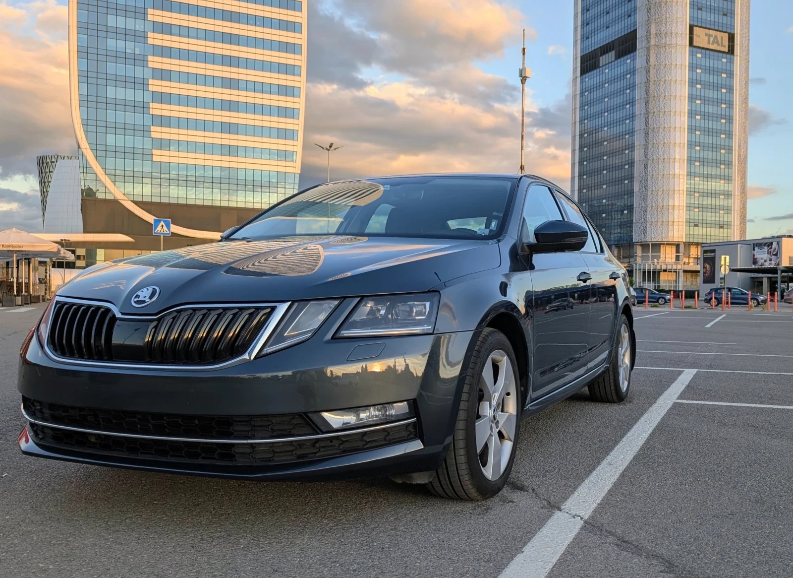 Skoda Octavia �������� ����� 100��, 2.0TDI DSG | Mobile.bg � ����������� 1