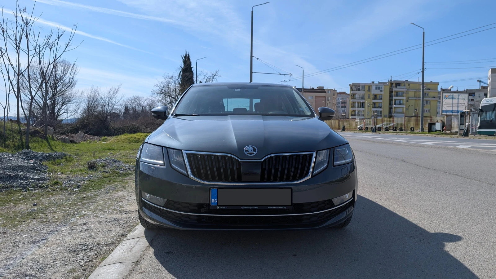 Skoda Octavia 2.0TDI DSG 4x4 Facelift, снимка 2 - Автомобили и джипове - 54584156