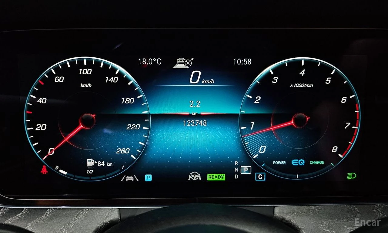 Mercedes-Benz C 300 4MATIC* AMG-LINE* BURMESTER* 360CAMERA* PANOROOF* , снимка 8 - Автомобили и джипове - 54611564