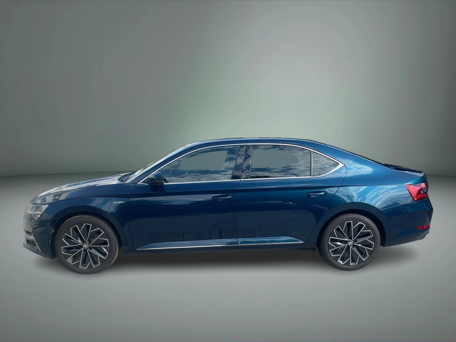 Skoda Superb 2, 0 TDI 7DSG , снимка 2 - Автомобили и джипове - 54753247
