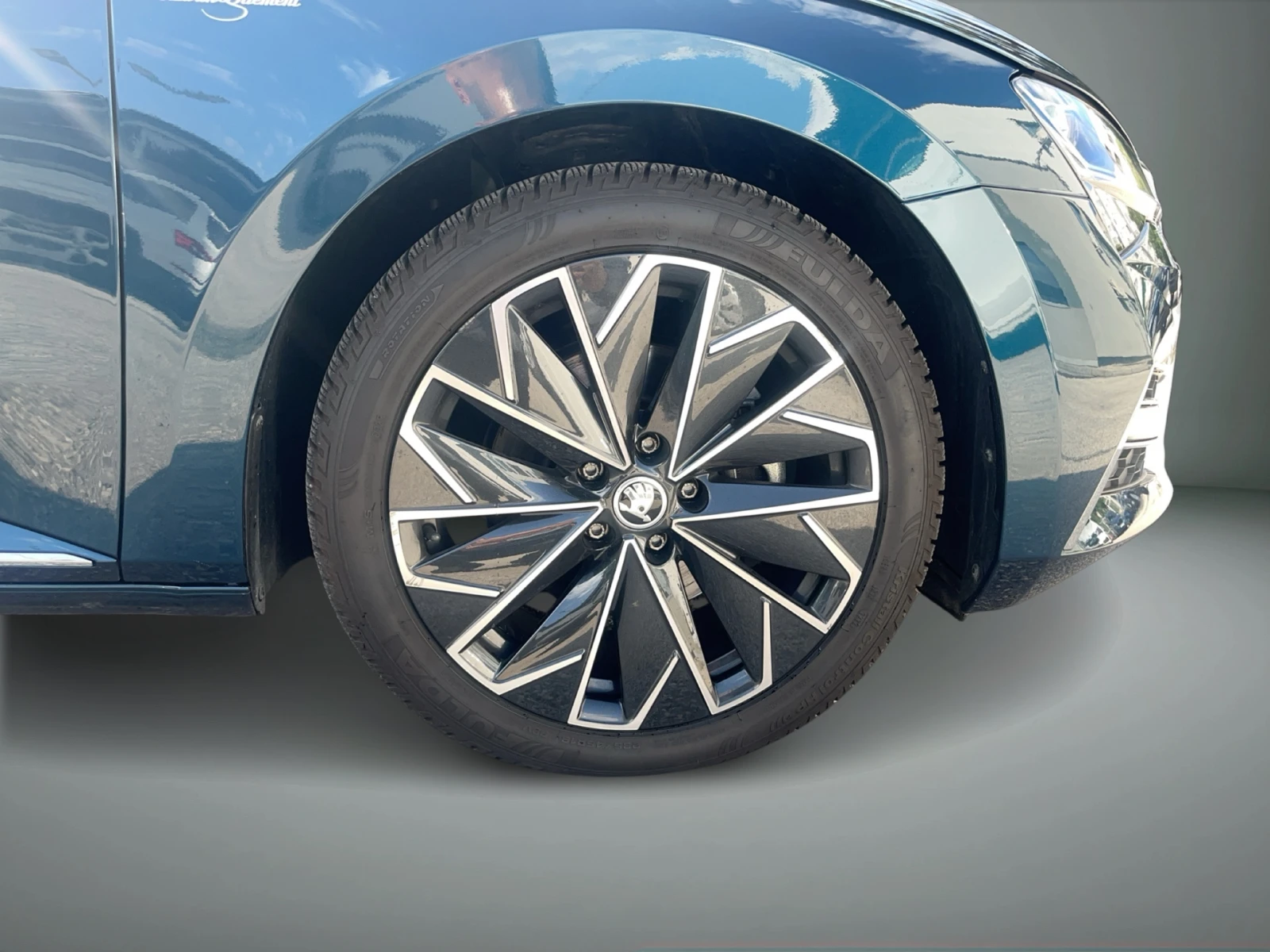 Skoda Superb 2, 0 TDI 7DSG , снимка 7 - Автомобили и джипове - 54753247