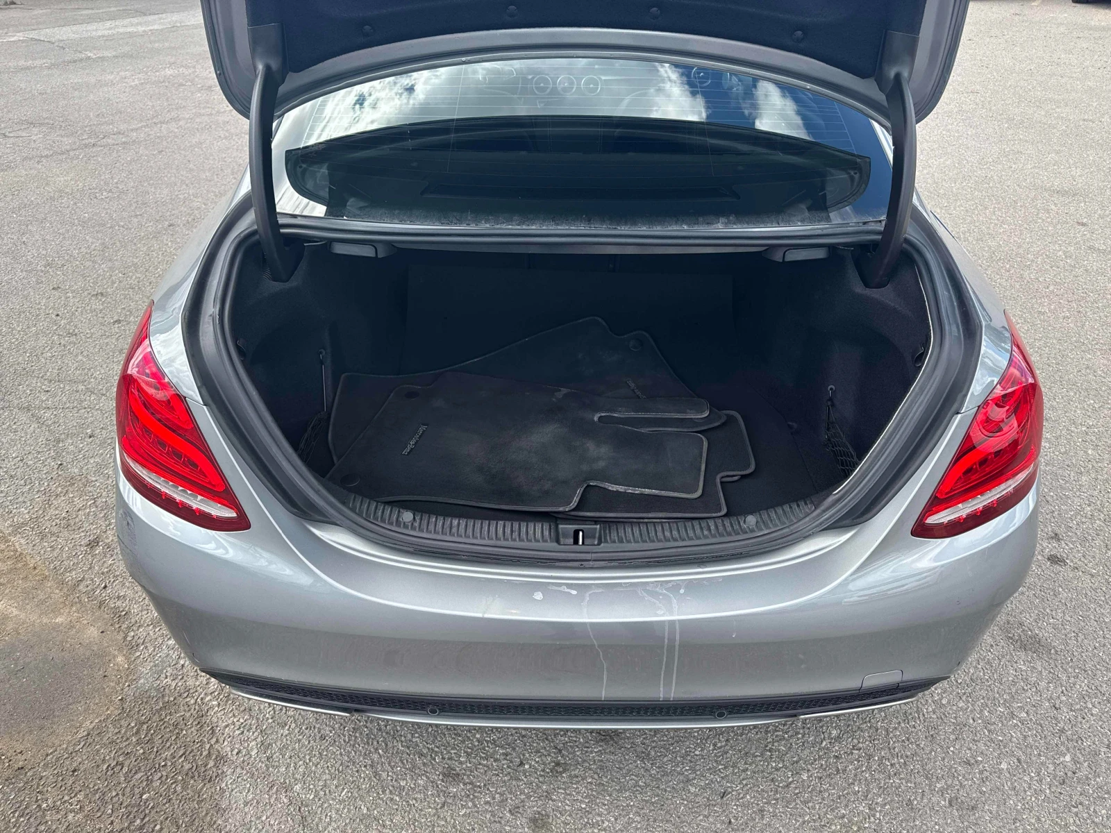 Mercedes-Benz C 400 Очакван внос * AMG PACK * АвтоКредит * ЦЕНА ДО БГ, снимка 17 - Автомобили и джипове - 55178039