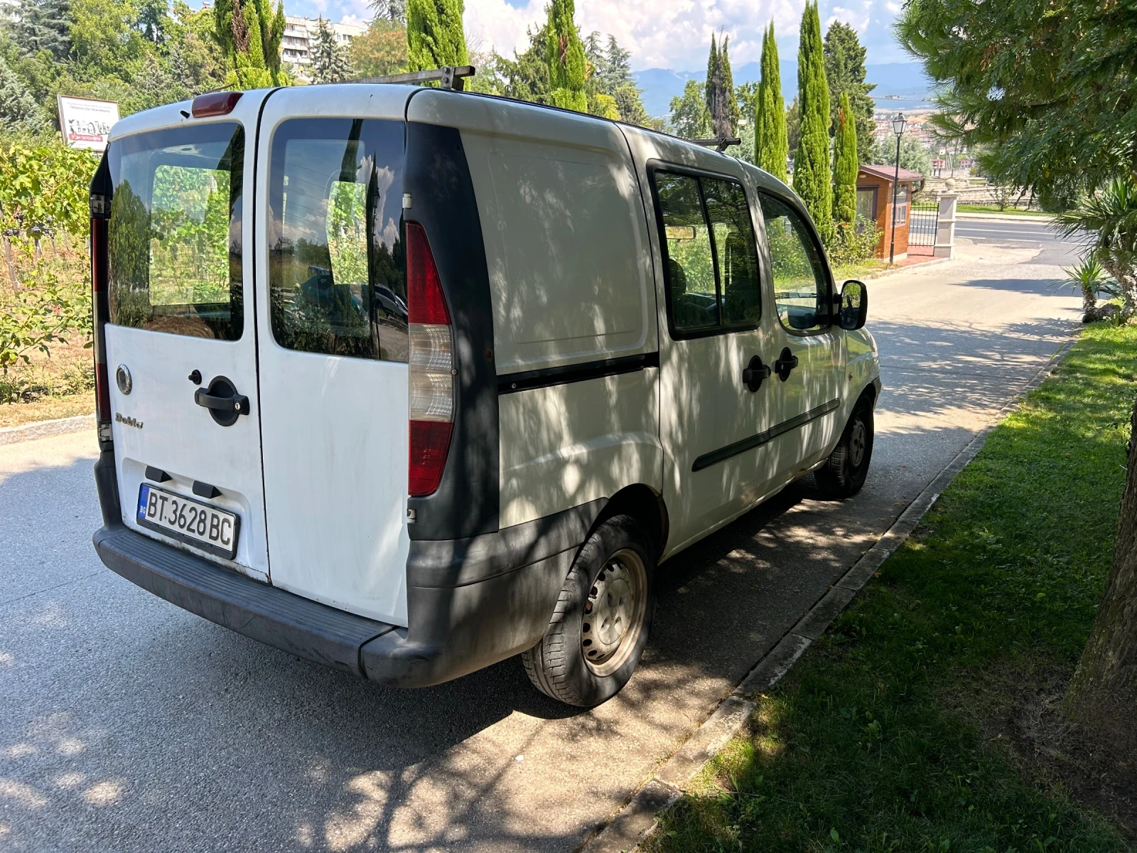 Fiat Doblo 1.3 d, снимка 16 - Автомобили и джипове - 55711858