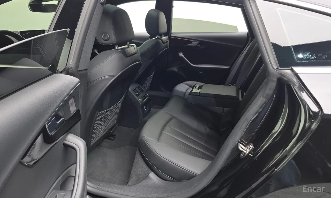 Audi A5 45 TFSI QUATTRO PREMIUM SPORTBACK, снимка 7 - Автомобили и джипове - 55951091