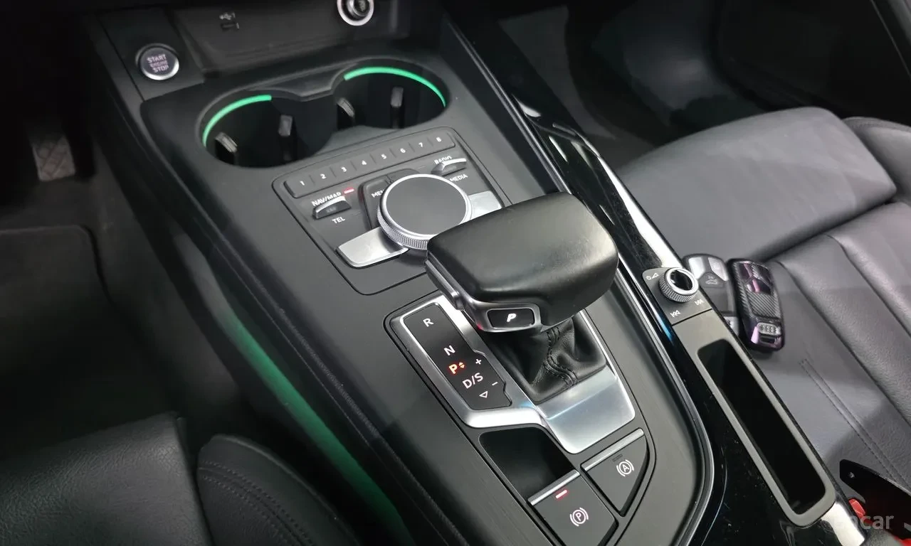 Audi A5 45 TFSI QUATTRO PREMIUM SPORTBACK, снимка 12 - Автомобили и джипове - 55951091