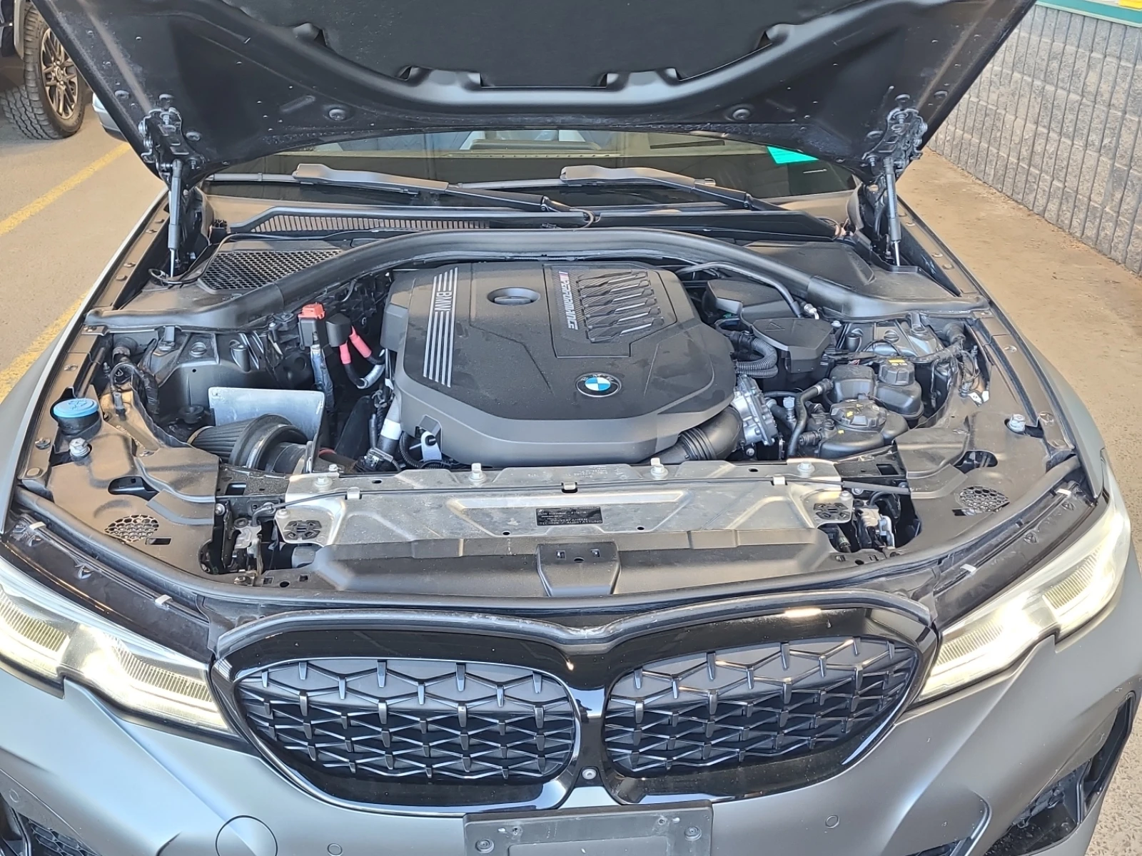BMW 340 M XDRIVE / 360 / HUD / INDIVIDUAL SEATS / Carfax, снимка 17 - Автомобили и джипове - 55972969