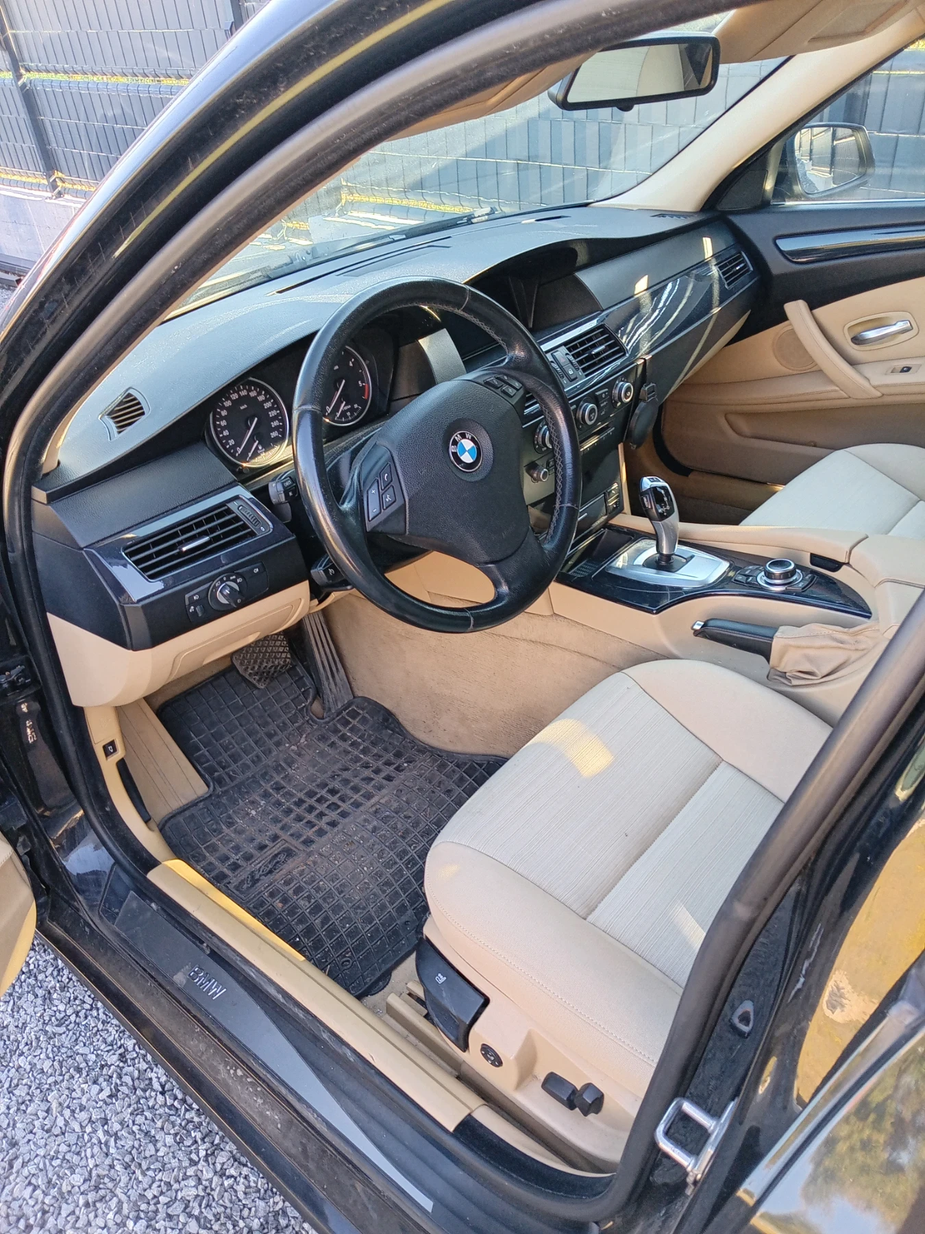 BMW 525, снимка 4 - Автомобили и джипове - 56119251