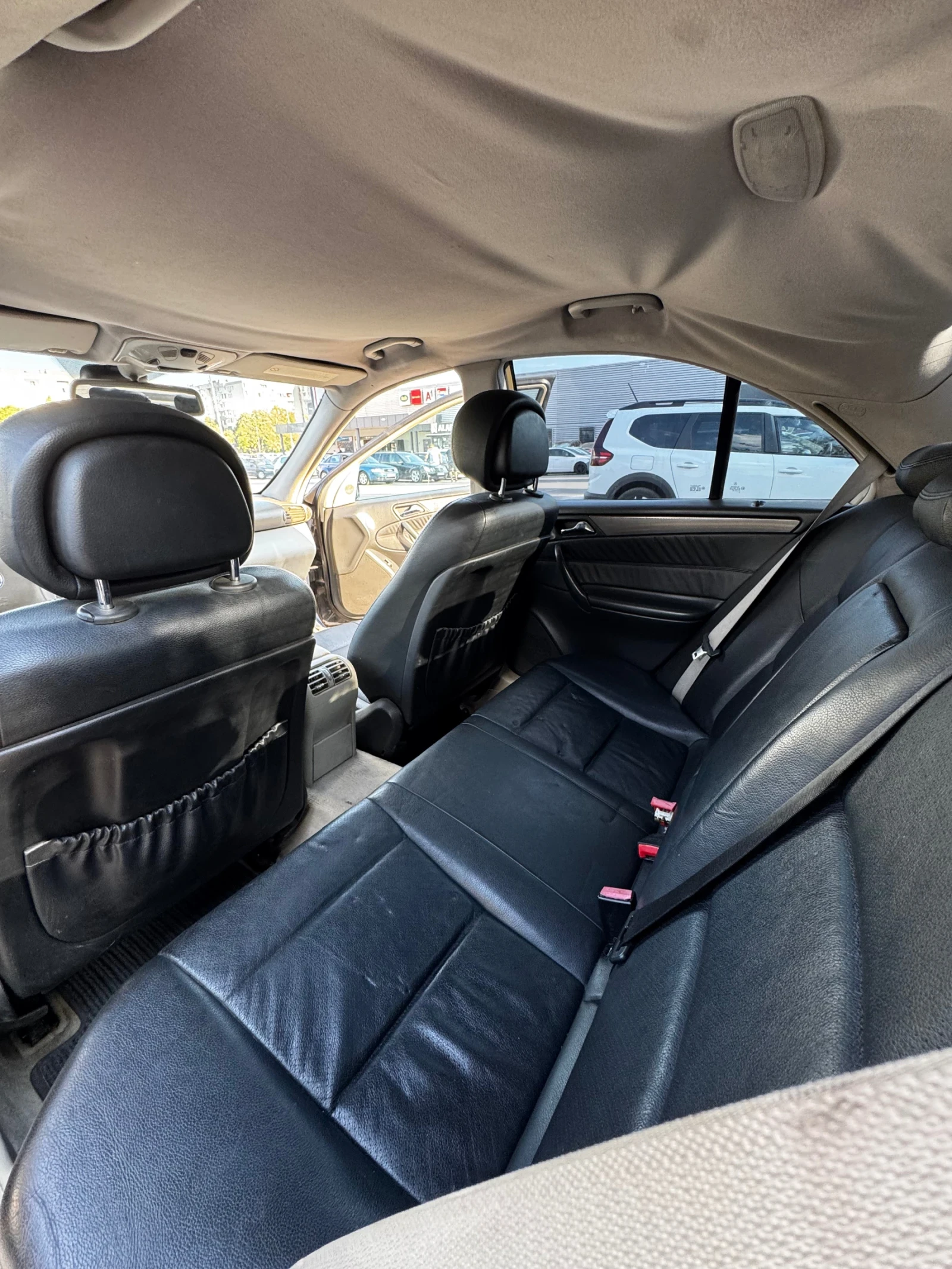 Mercedes-Benz C 200, снимка 5 - Автомобили и джипове - 56131847