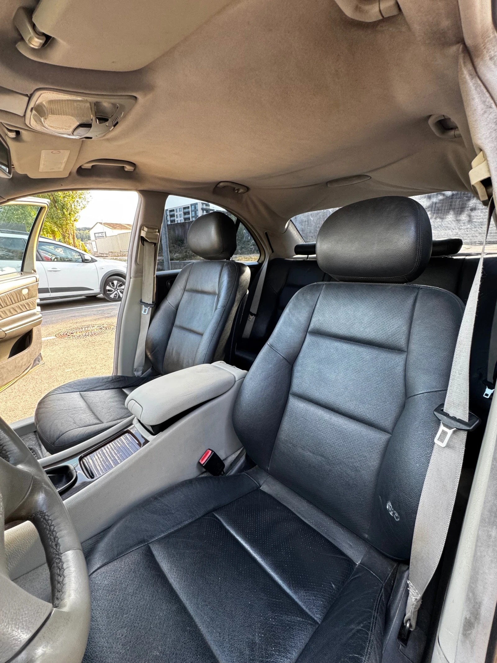 Mercedes-Benz C 200, снимка 4 - Автомобили и джипове - 56131847
