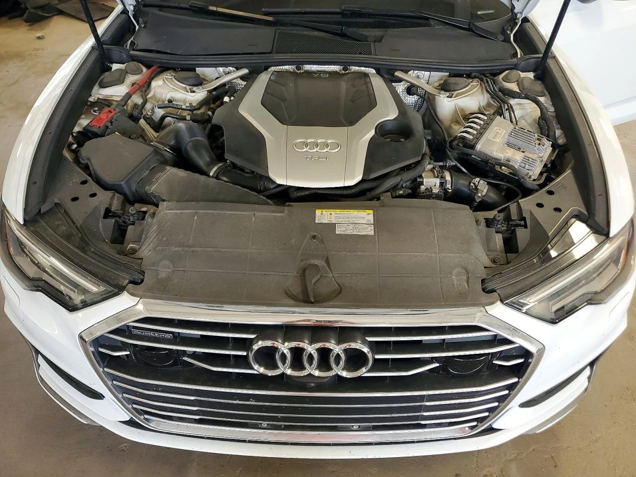 Audi A6 3.0l Premium Plus, снимка 11 - Автомобили и джипове - 56224157