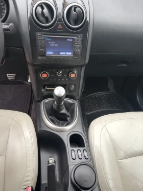 Nissan Qashqai 2.0CDTI 150к.с УНИКАТ, КОЖА, ПАНОРАМА, КАМЕРА , снимка 16