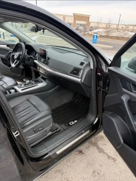 Audi Q5 2018/4x4/ЛЮК/ПОДГРЕВ/КАМЕРА/2.0T/Carfax, снимка 10