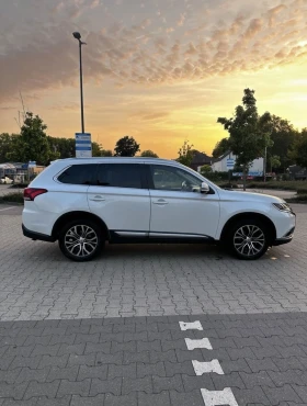 Обява за продажба на Mitsubishi Outlander 4WD ~21 600 лв. - изображение 2