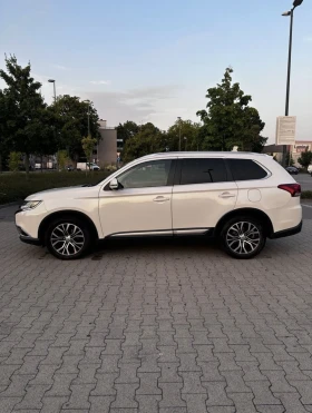 Обява за продажба на Mitsubishi Outlander 4WD ~21 600 лв. - изображение 5